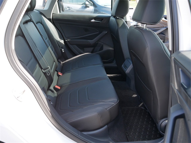 2023 Volkswagen Jetta 1.5T SEL photo 19