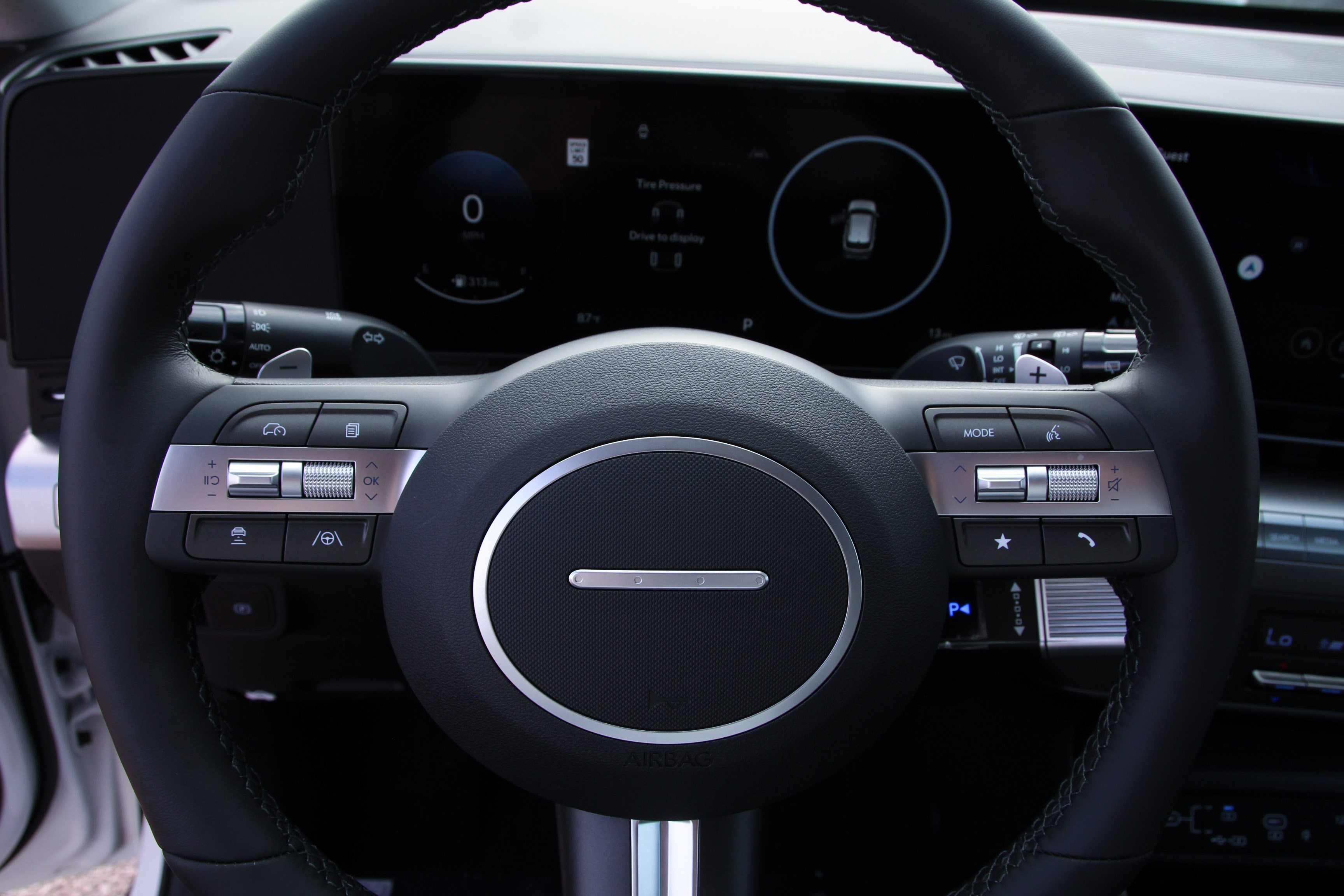 2026 Hyundai Kona Limited photo 8