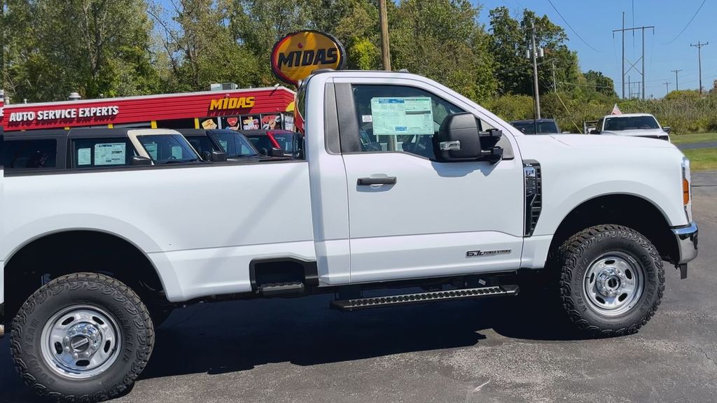 2026 Ford F-350 XL photo 4