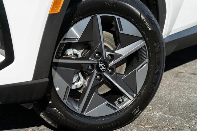 2026 Hyundai Tucson Hybrid SEL Convenience photo 2