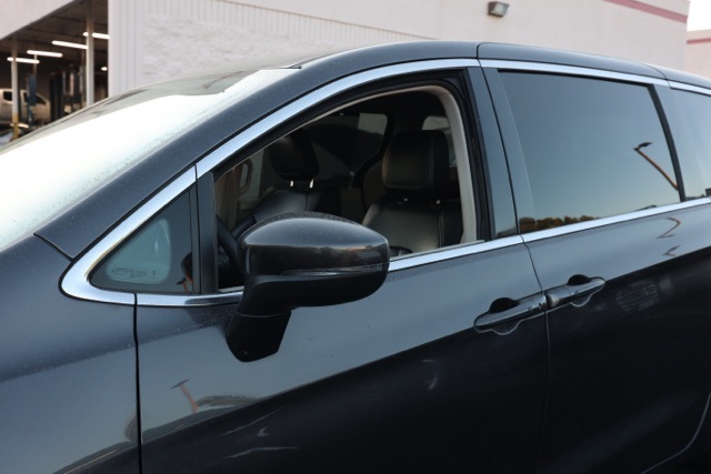 2023 Chrysler Pacifica Touring L photo 10