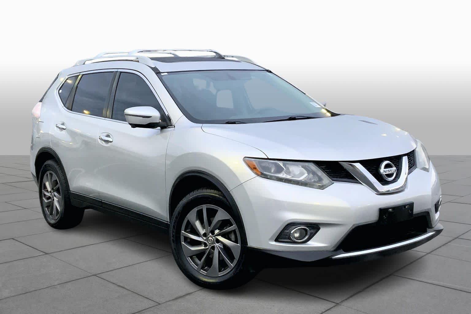 2016 Nissan Rogue SL photo 2