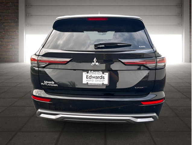 2025 Mitsubishi Outlander SEL GT photo 4