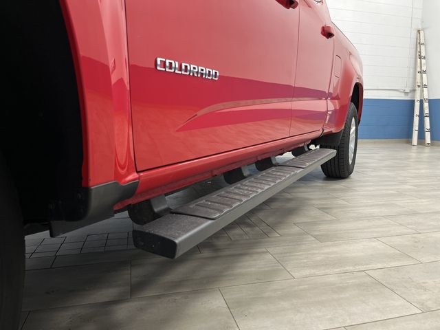 2017 Chevrolet Colorado LT photo 32