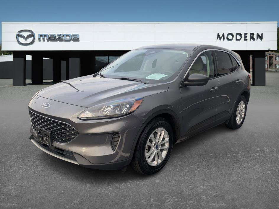 2022 Ford Escape SE's photo