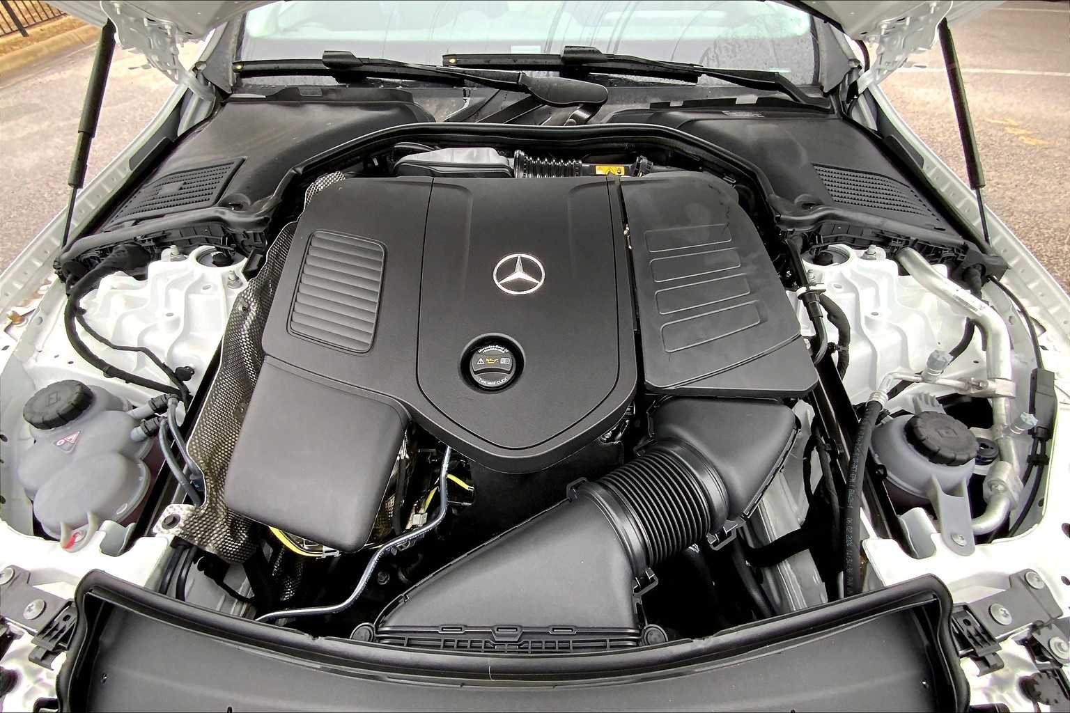 2025 Mercedes Benz C 300 photo 15