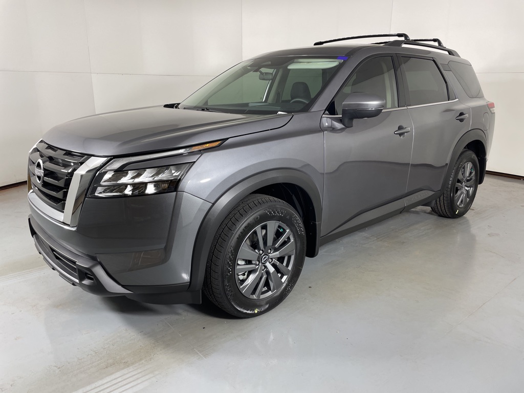 2025 Nissan Pathfinder SV photo 4