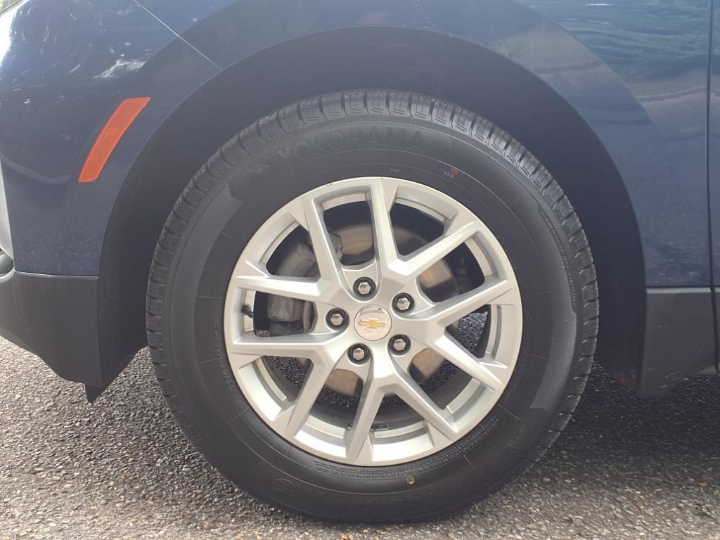 2022 Chevrolet Equinox LT photo 4