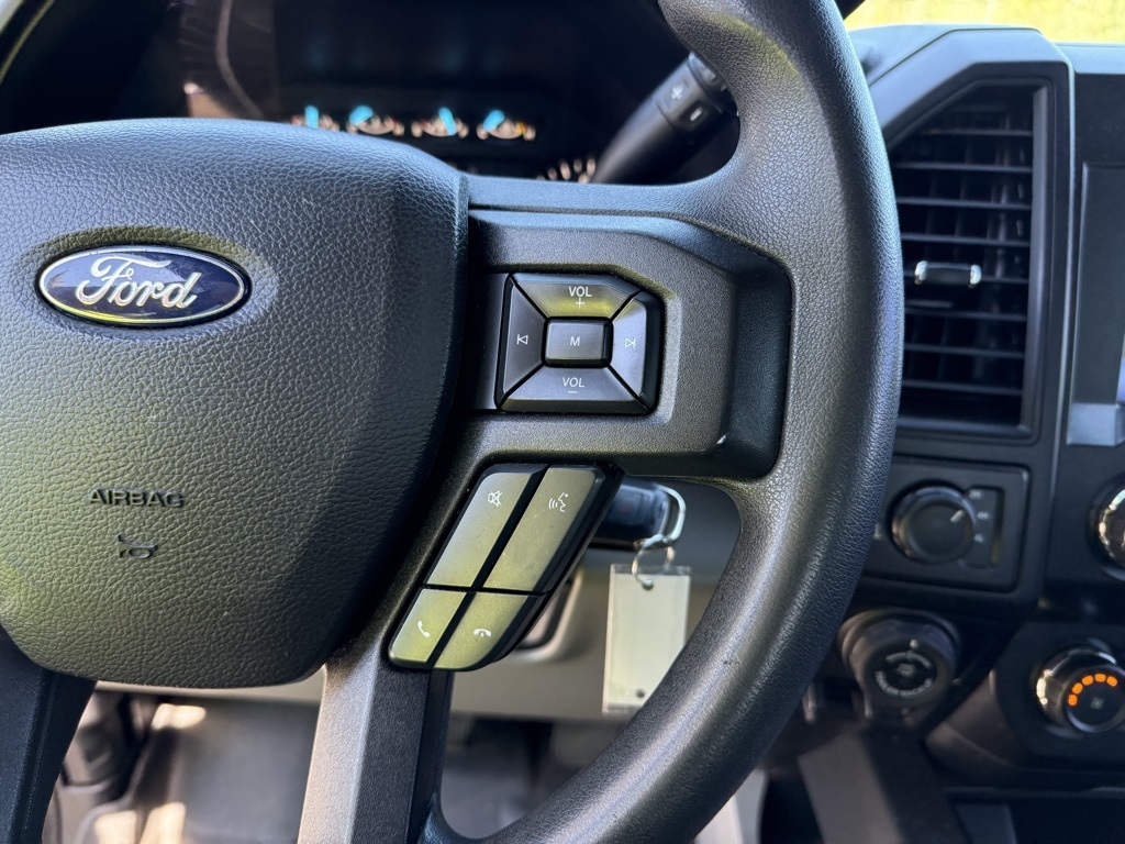 2020 Ford F-150 XL photo 12