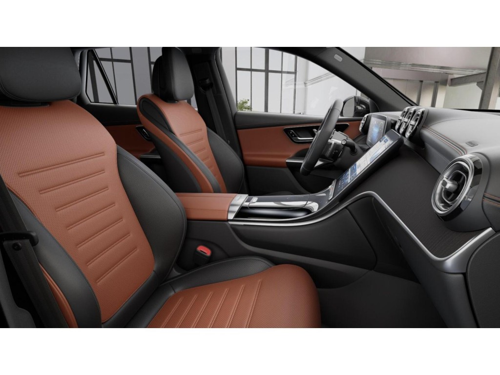 2026 Mercedes Benz GLC 300 photo 4