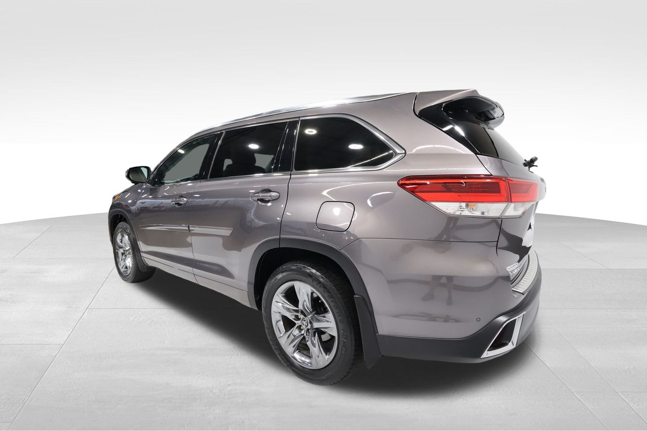 2019 Toyota Highlander Limited photo 2