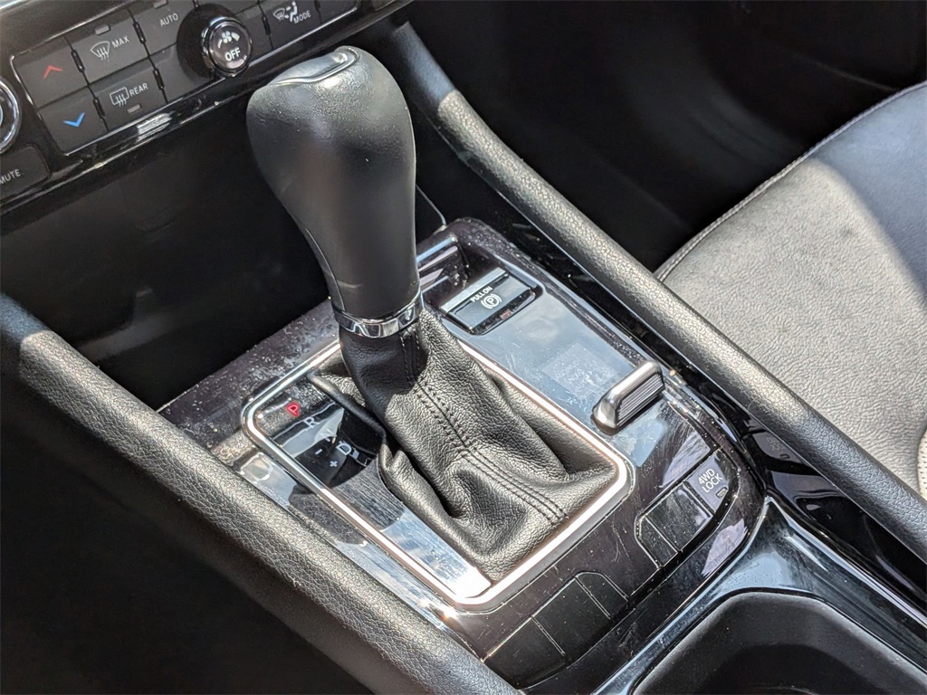 2023 Jeep Compass Limited photo 15
