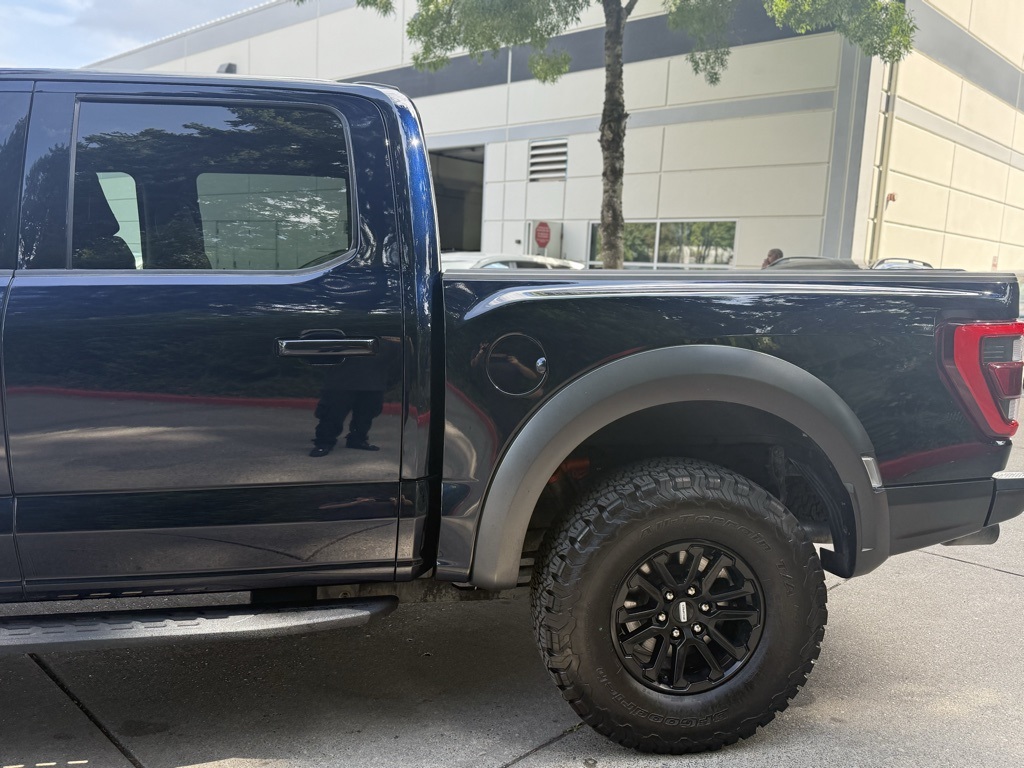 2023 Ford F-150 Raptor photo 4