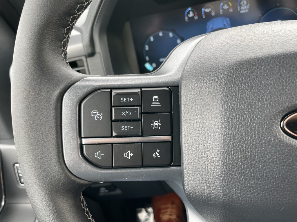 2025 Ford F-150 XLT photo 23