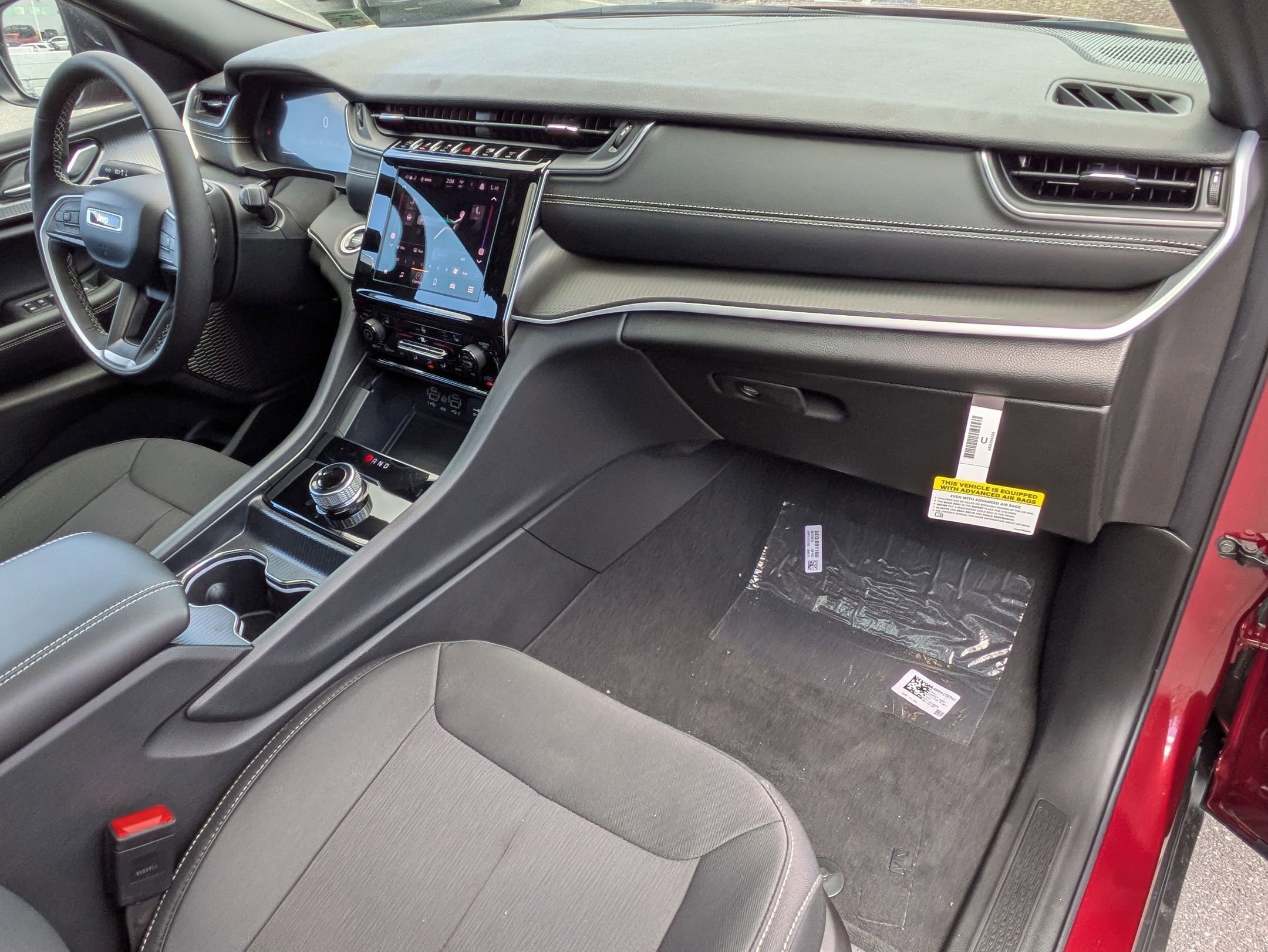 2025 Jeep Grand Cherokee Laredo X photo 27