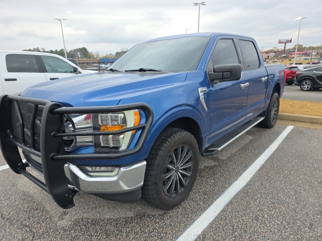 2022 Ford F-150 XLT's photo