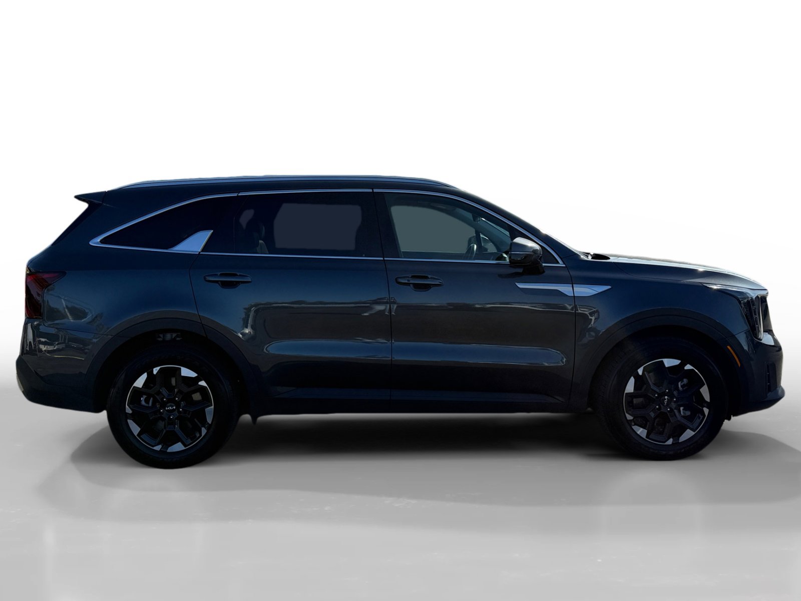 2024 Kia Sorento S photo 5