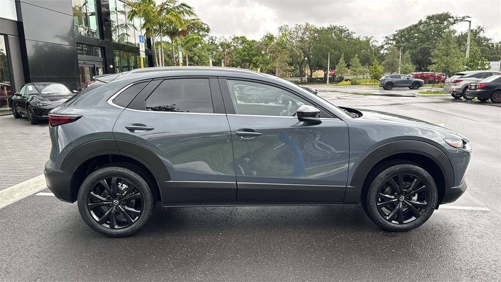2025 Mazda CX-30 2.5 S Carbon photo 5
