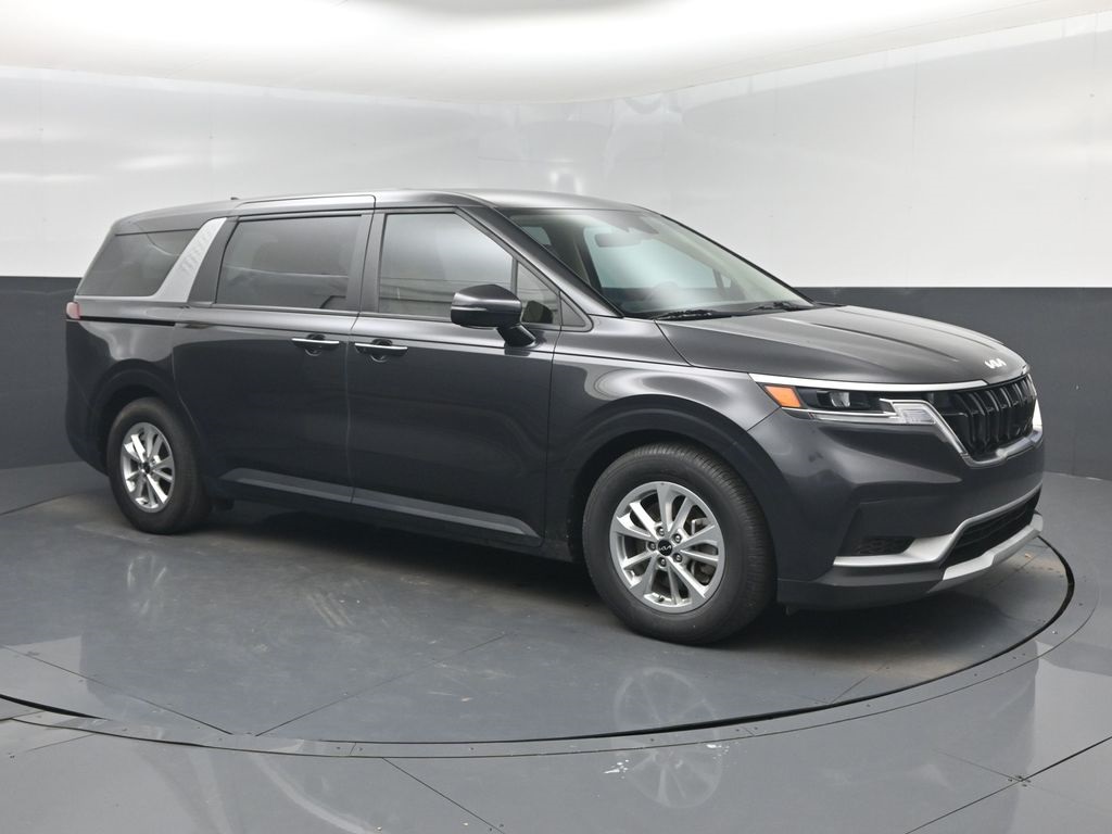 2023 Kia Carnival LX Seat Pkg's photo
