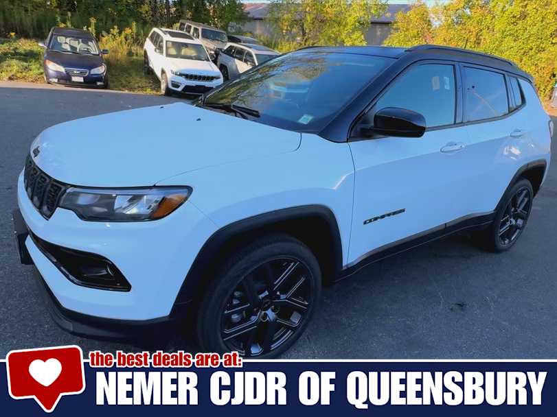 2026 Jeep Compass Limited Altitude photo 4