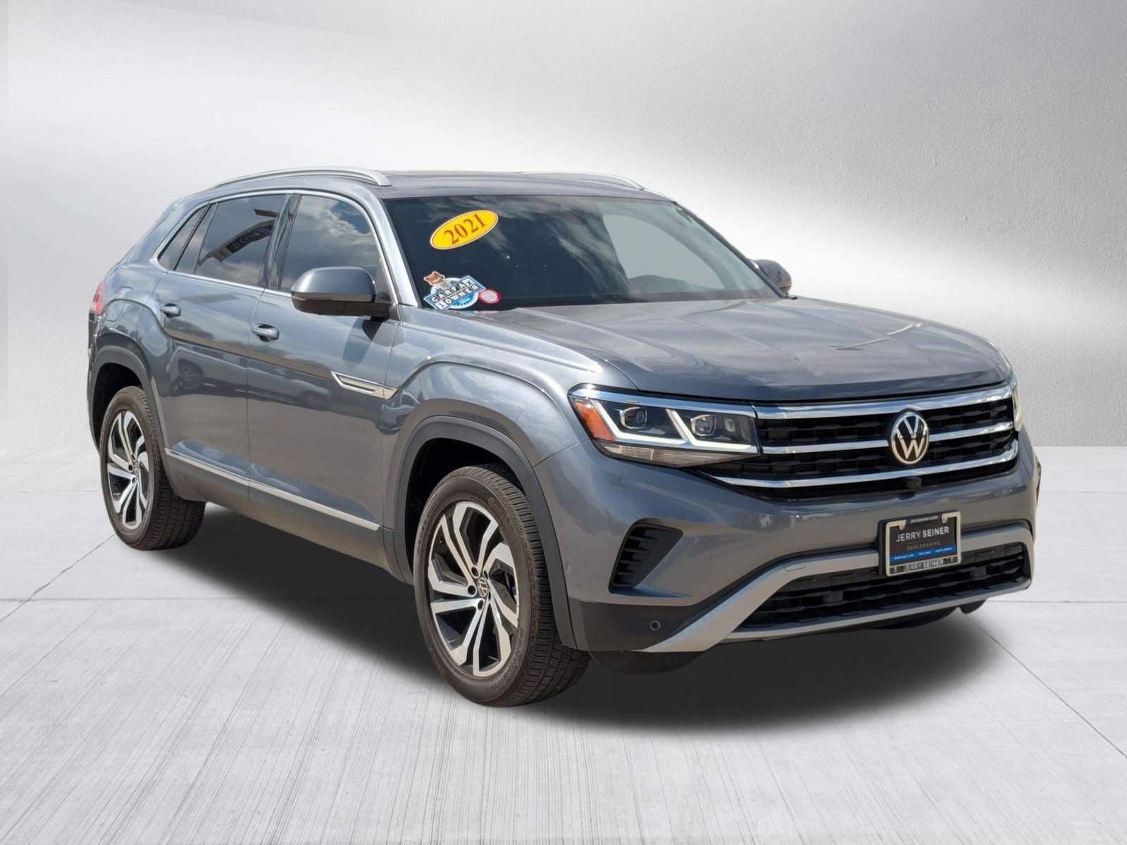 2021 Volkswagen Atlas Cross Sport V6 SEL Premium photo 6