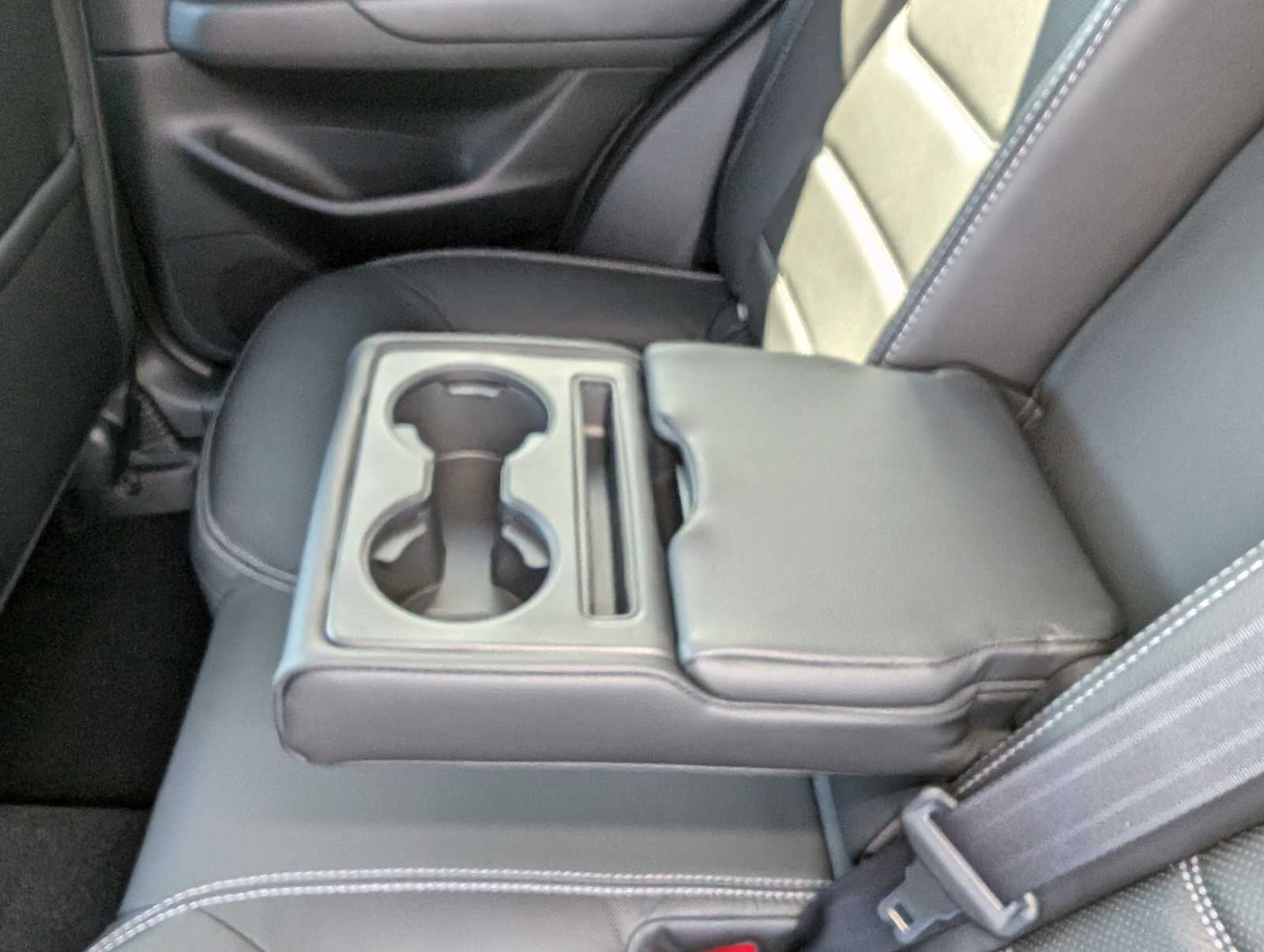2025 Mazda CX-5 2.5 S Preferred photo 18