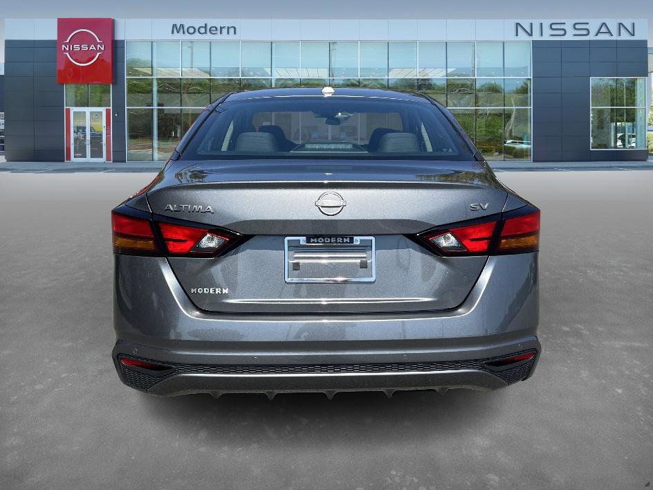 2024 Nissan Altima 2.5 SV photo 6