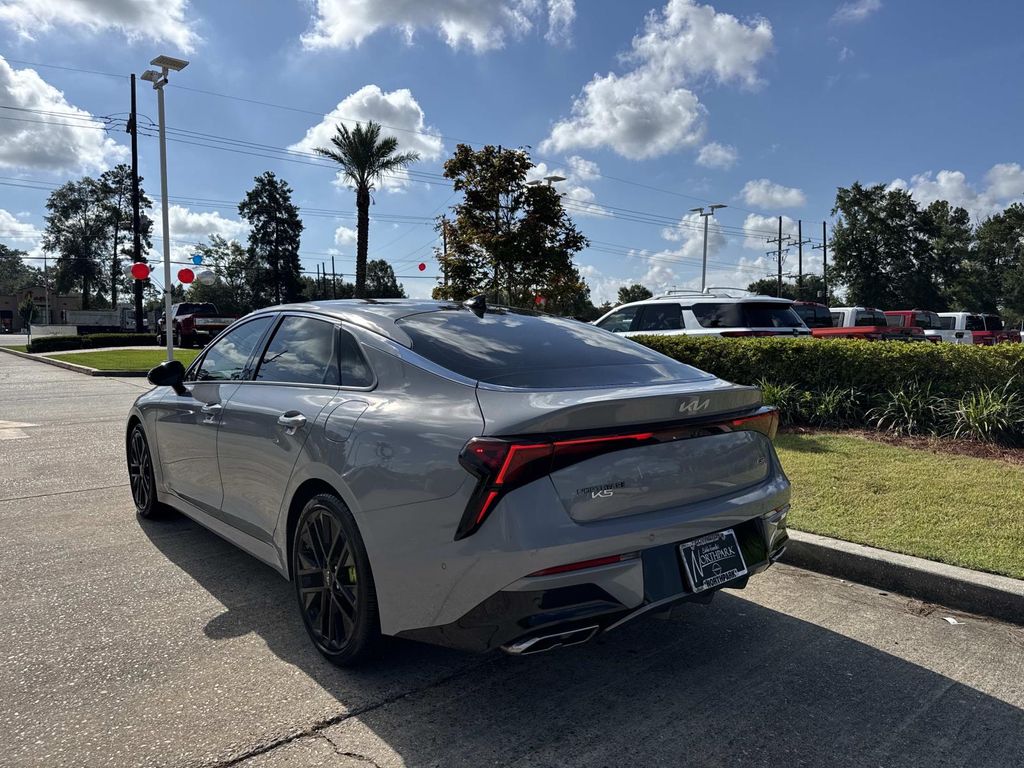 2025 Kia K5 GT photo 4
