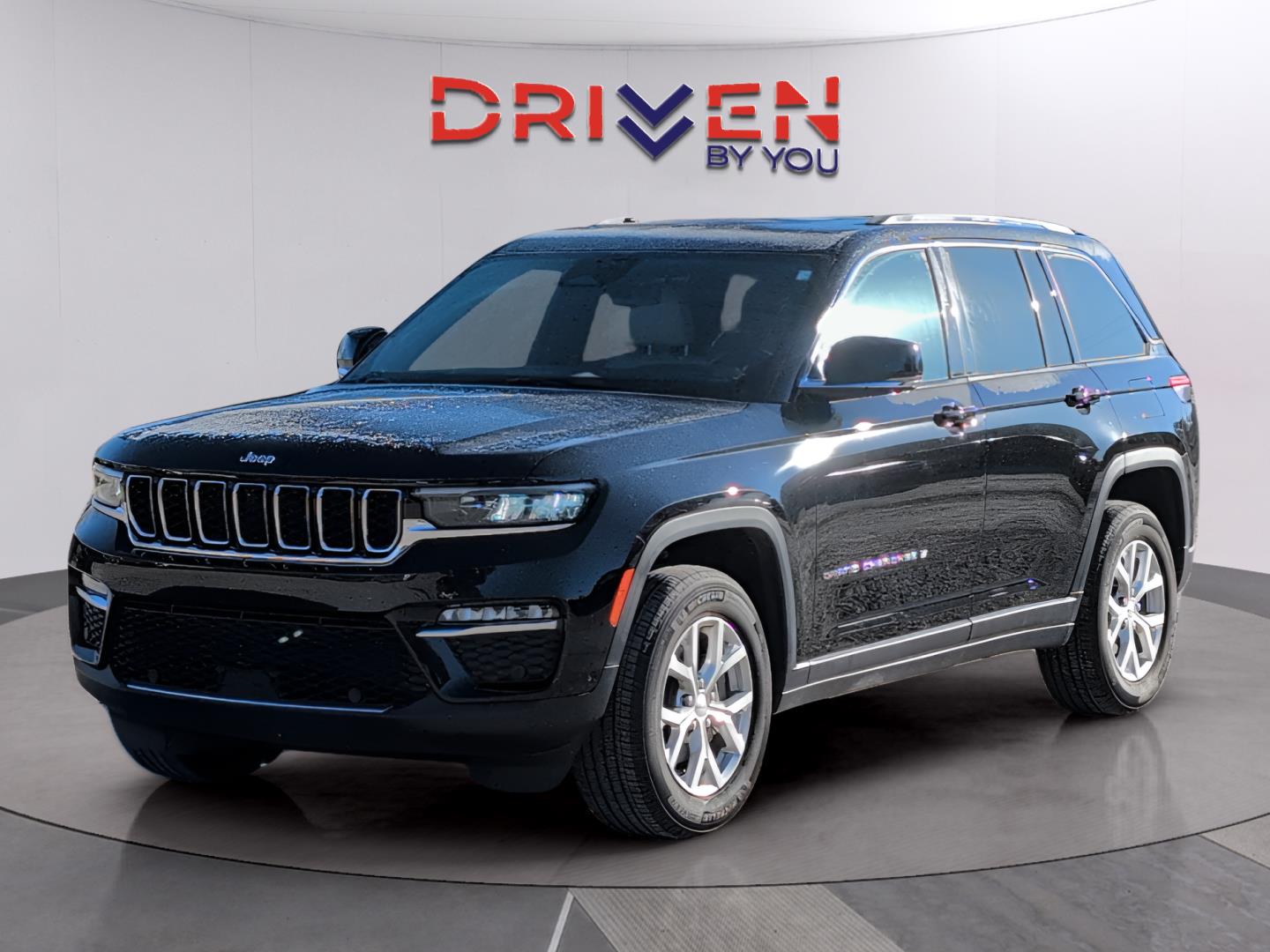 2023 Jeep Grand Cherokee Limited's photo