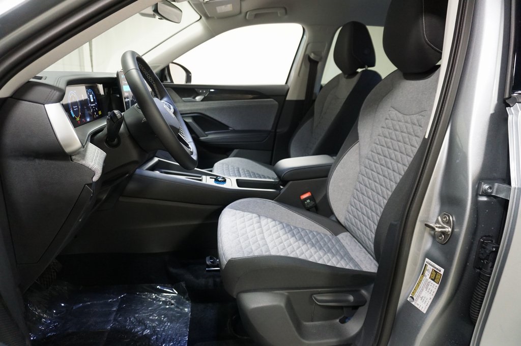 2025 Volkswagen Tiguan S photo 9