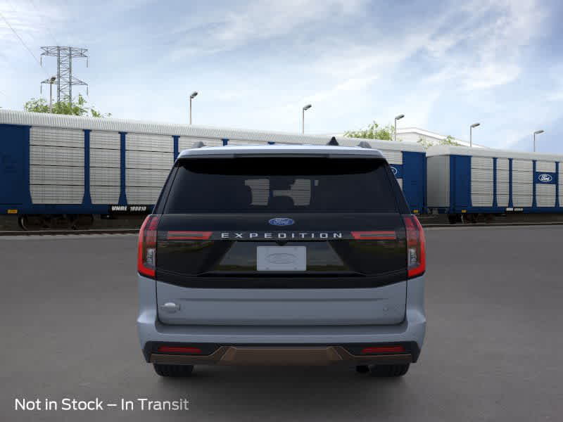 2025 Ford Expedition MAX King Ranch photo 3