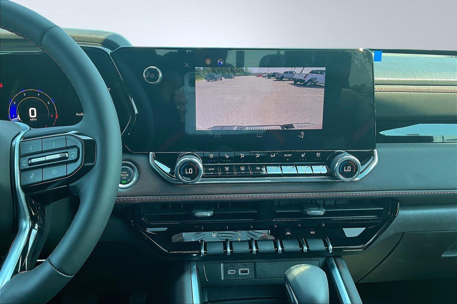 2025 Chevrolet Colorado Z71 photo 6