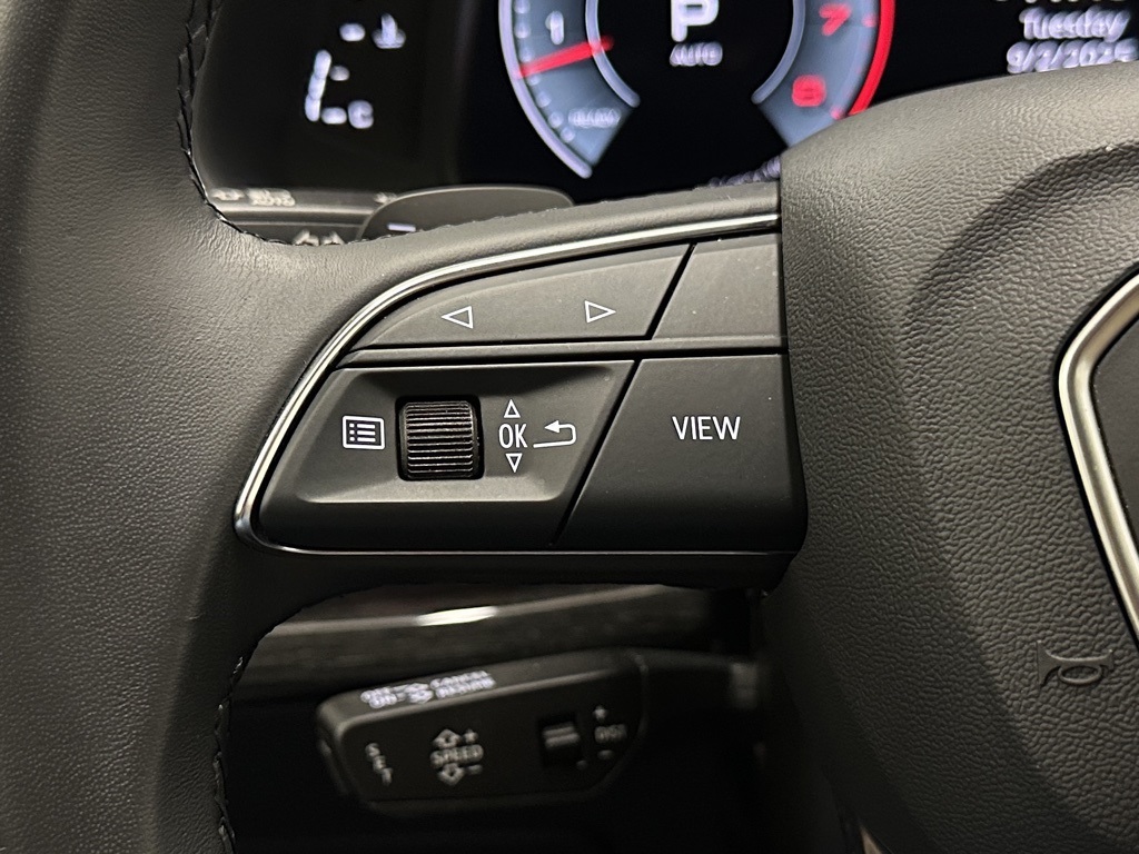 2022 Audi Q7 55 Prestige photo 26