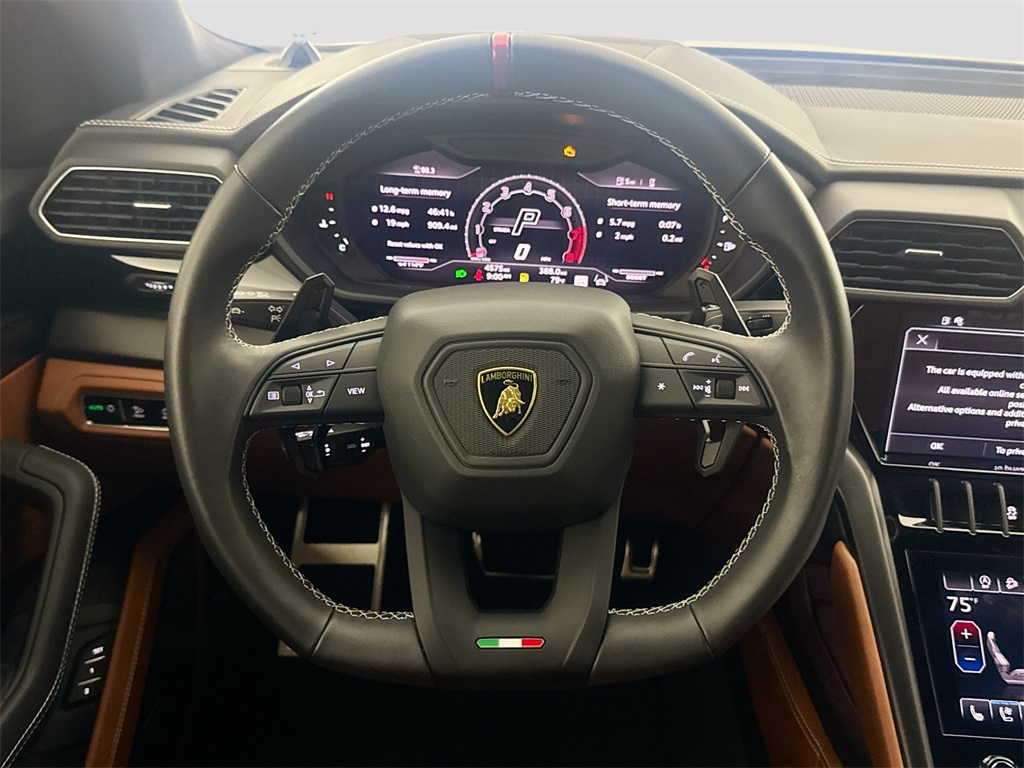 2023 Lamborghini Urus S photo 11