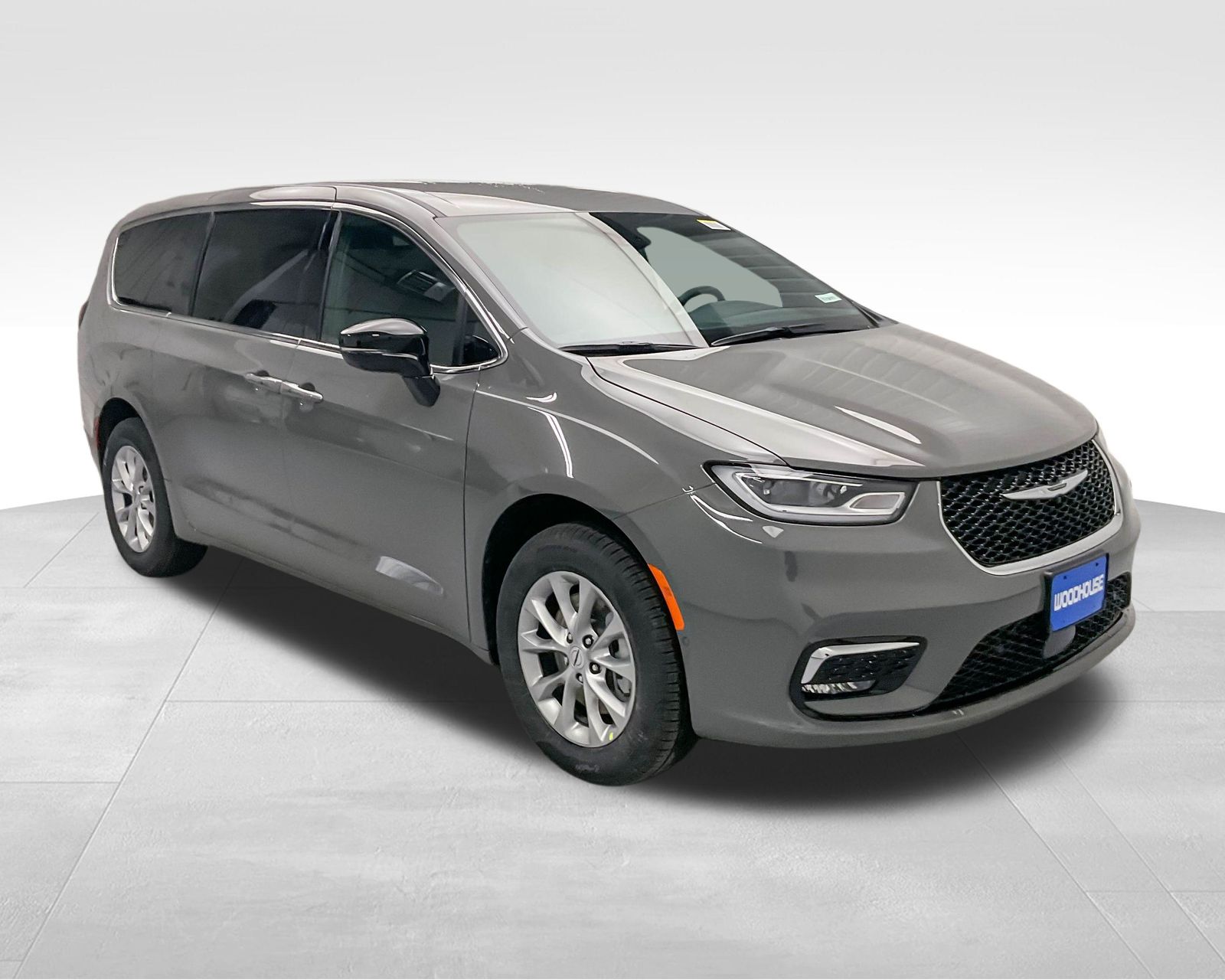 2025 Chrysler Pacifica photo 3
