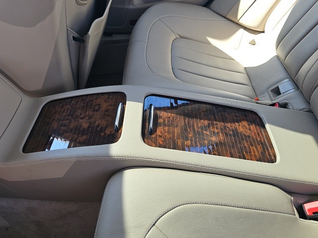 2014 Mercedes Benz CLS 550 photo 12