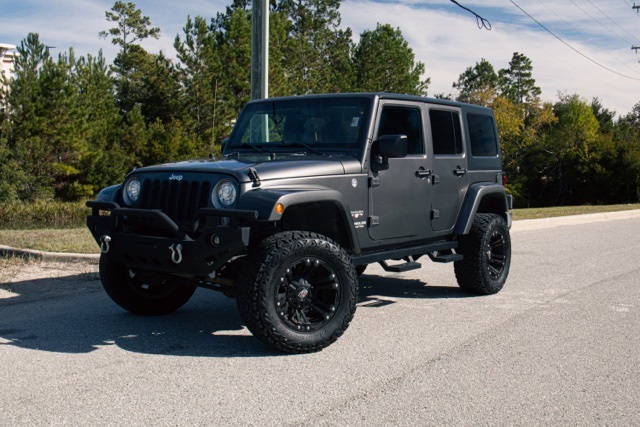 2017 Jeep Wrangler Unlimited Sahara's photo