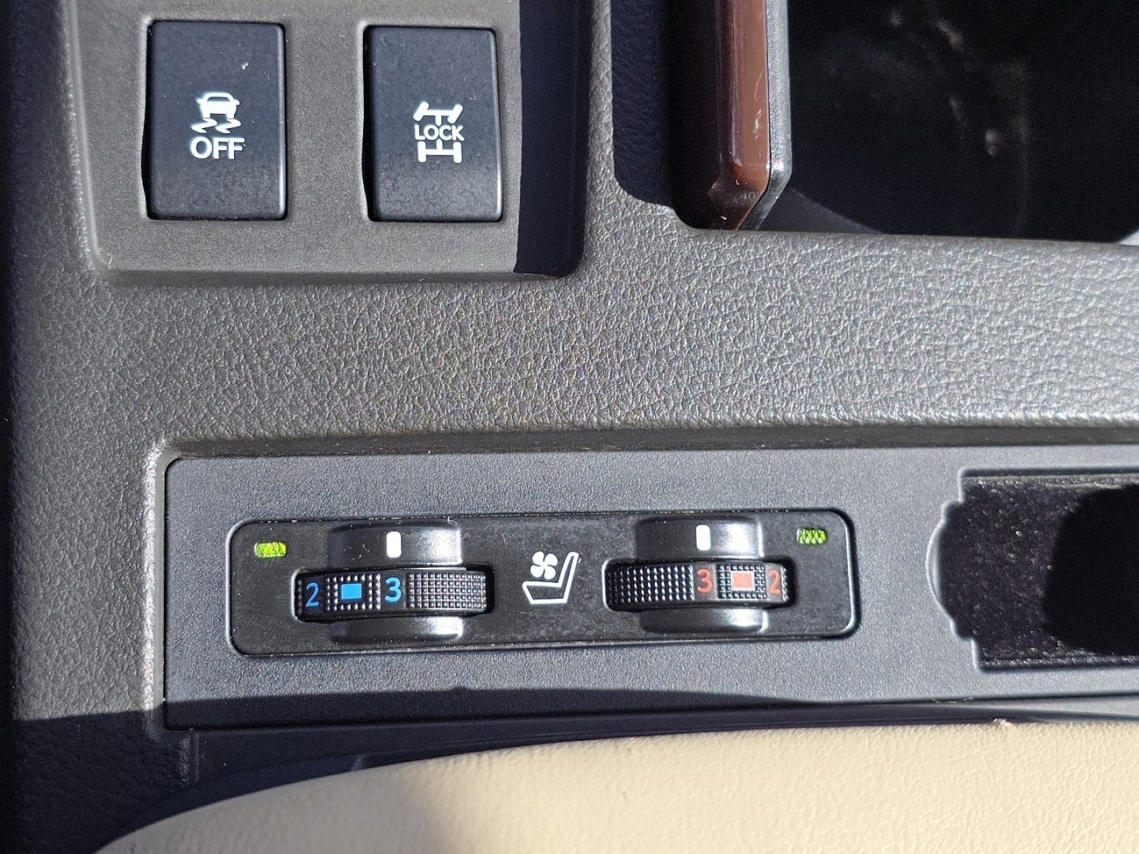 2013 Lexus RX 350 photo 4