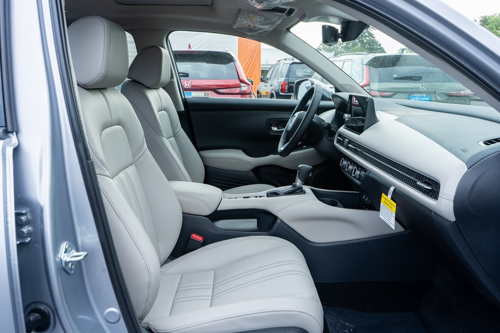 2026 Honda HR-V EX-L photo 15