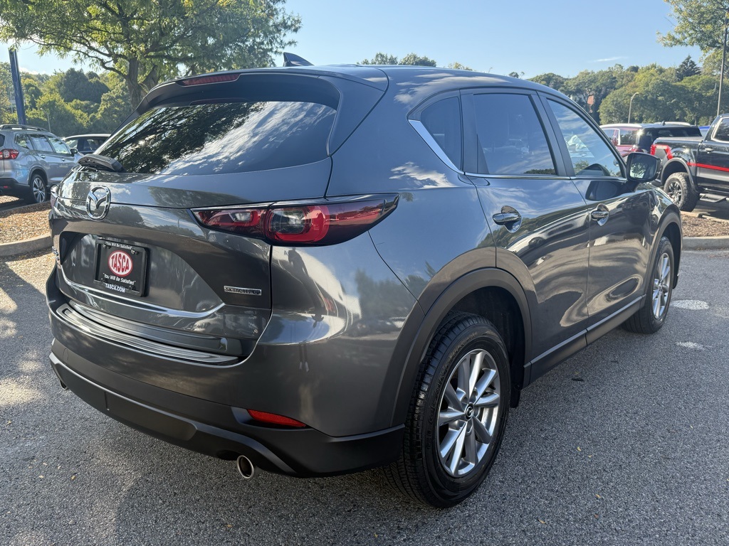 2022 Mazda CX-5 2.5 Select photo 3
