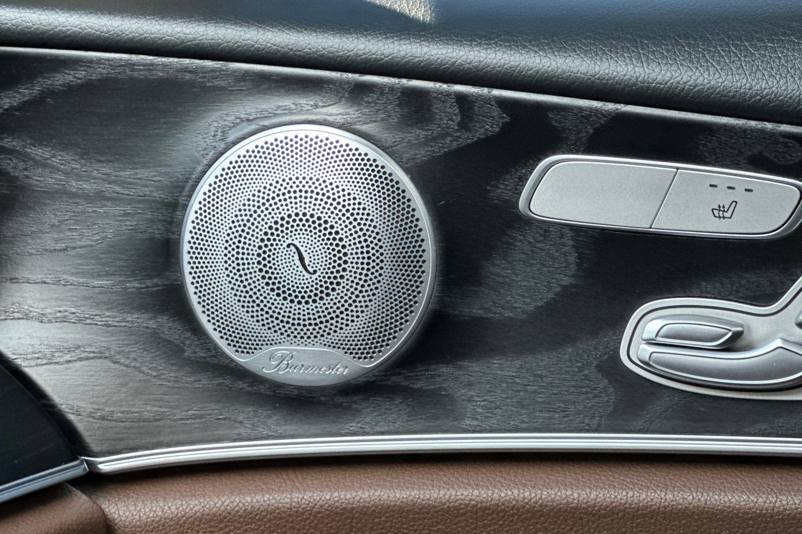 2020 Mercedes Benz E 350 Sedan photo 5