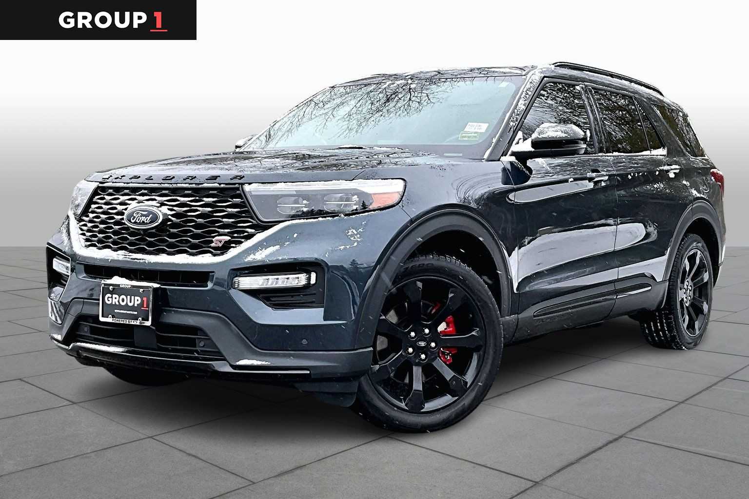 2023 Ford Explorer ST's photo