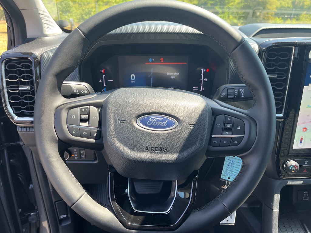 2025 Ford Ranger XLT photo 13