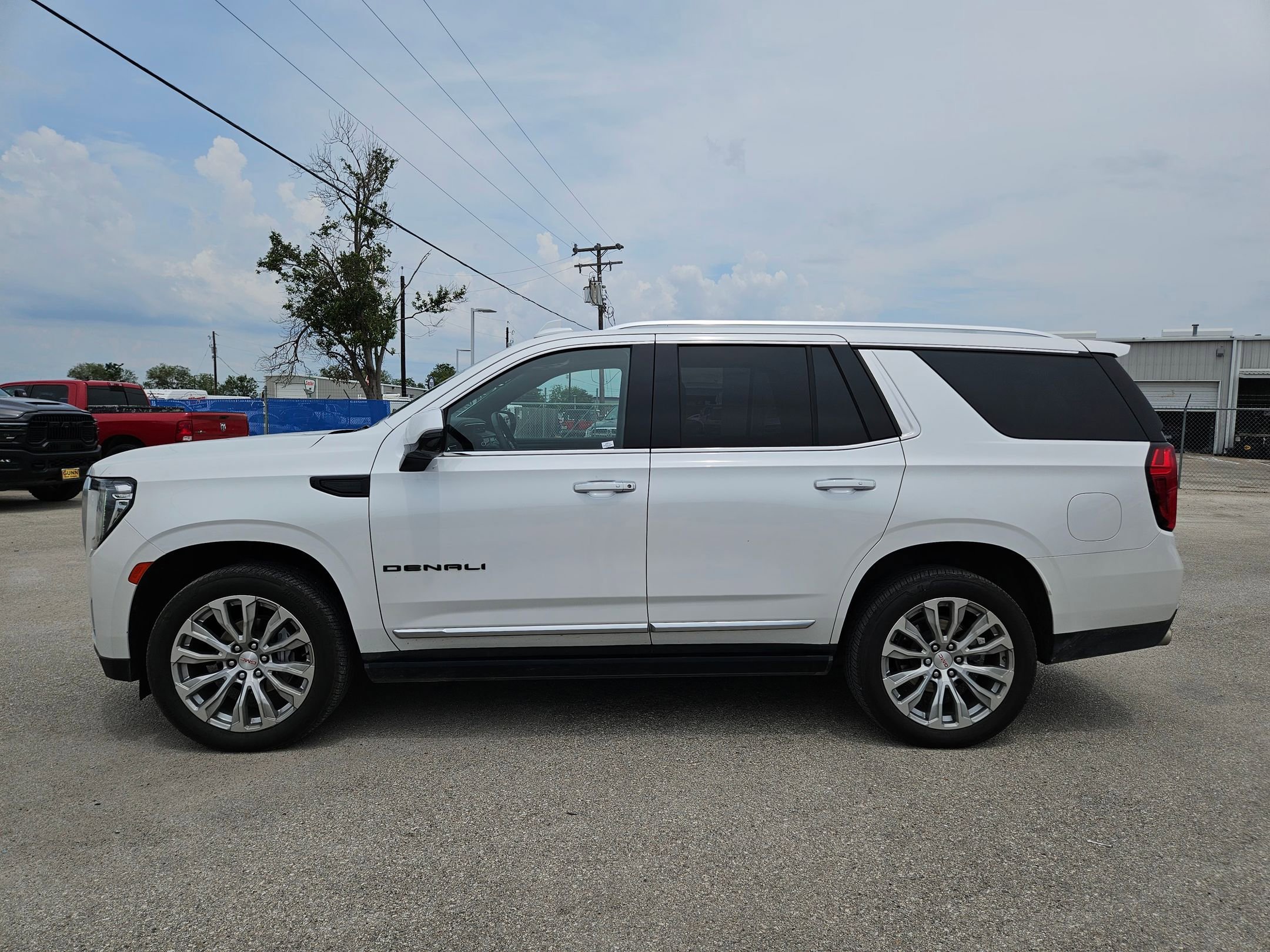 2024 Gmc Yukon Denali photo 5