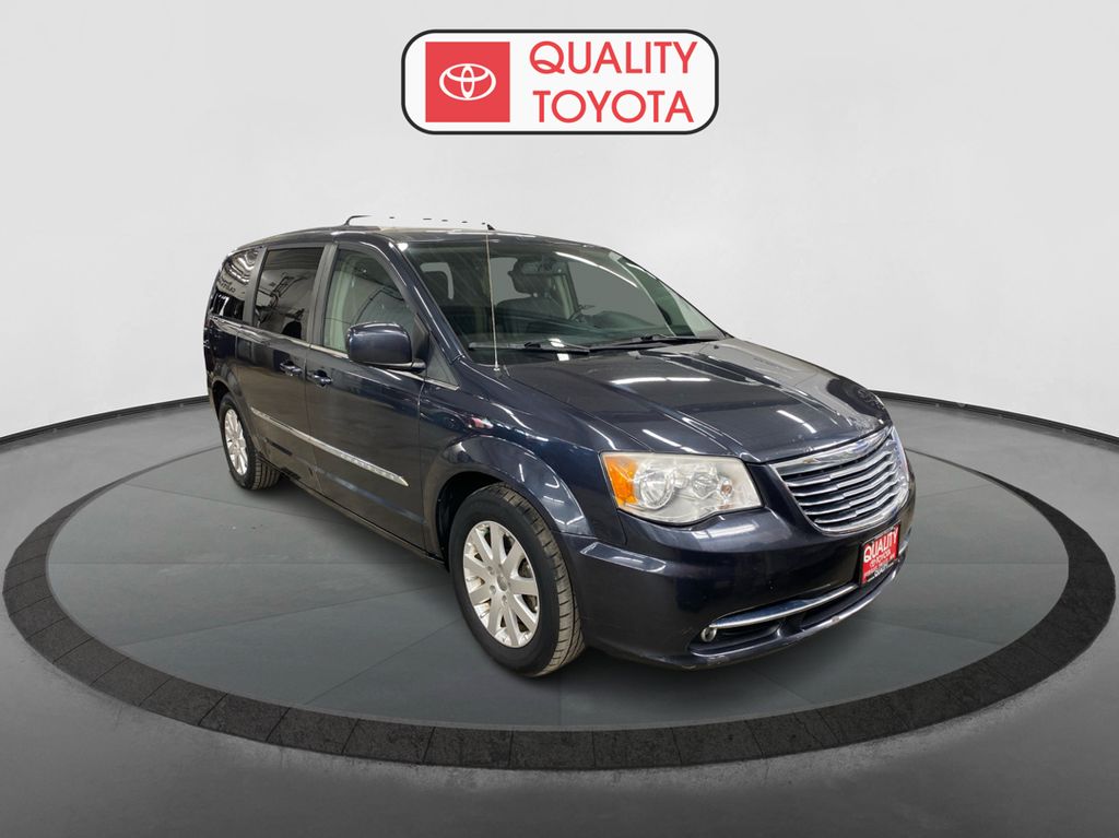 Used 2014 Chrysler Town & Country Touring with VIN 2C4RC1BG6ER383129 for sale in Fergus Falls, Minnesota