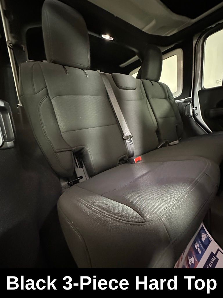 2021 Jeep Wrangler Unlimited Sport Altitude photo 20