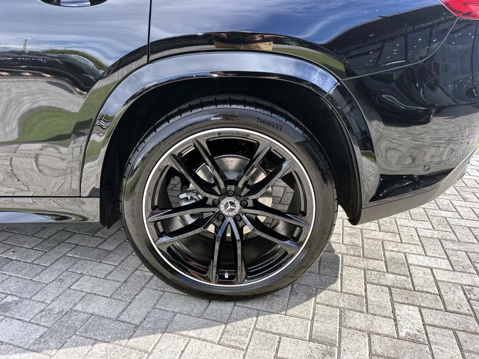 2026 Mercedes Benz GLS 450 4MATIC photo 10