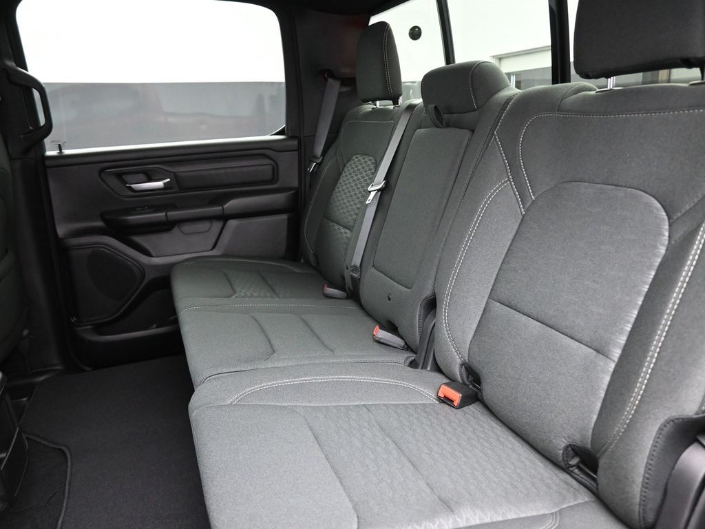 2025 Ram 1500 Tradesman photo 14