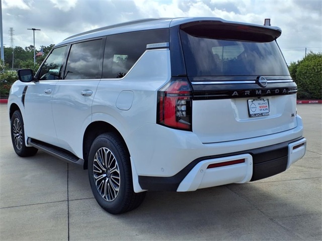 2025 Nissan Armada SL photo 2