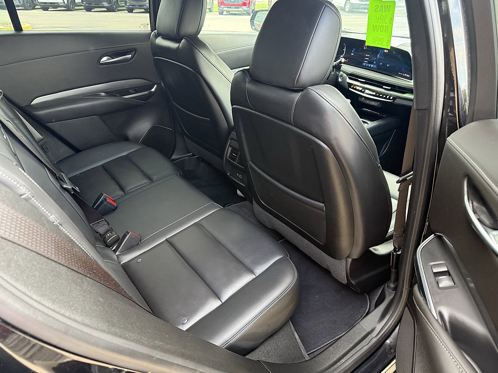 2024 Cadillac XT4 Premium Luxury photo 11
